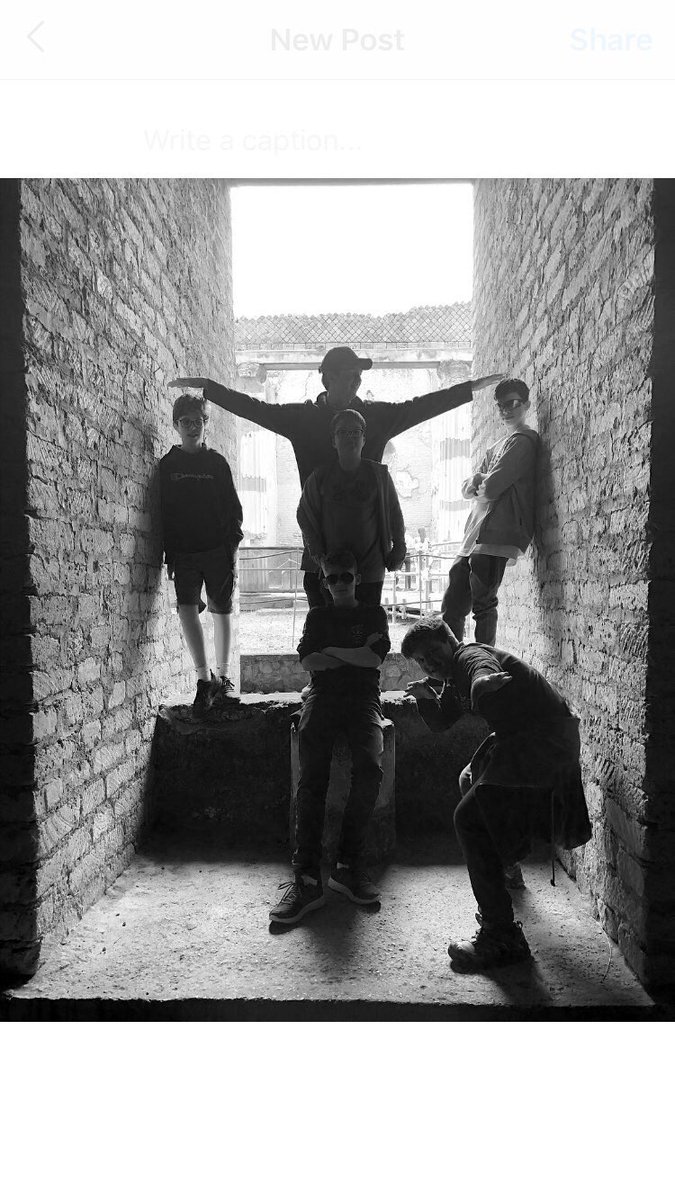 WindermereH's tweet photo. Herculaneum and the VR museum 🇮🇹🏛🌋 #Heeculaneum #Versuvius @AshvilleCollege @mark77knowles https://t.co/bG4TMPhbFm