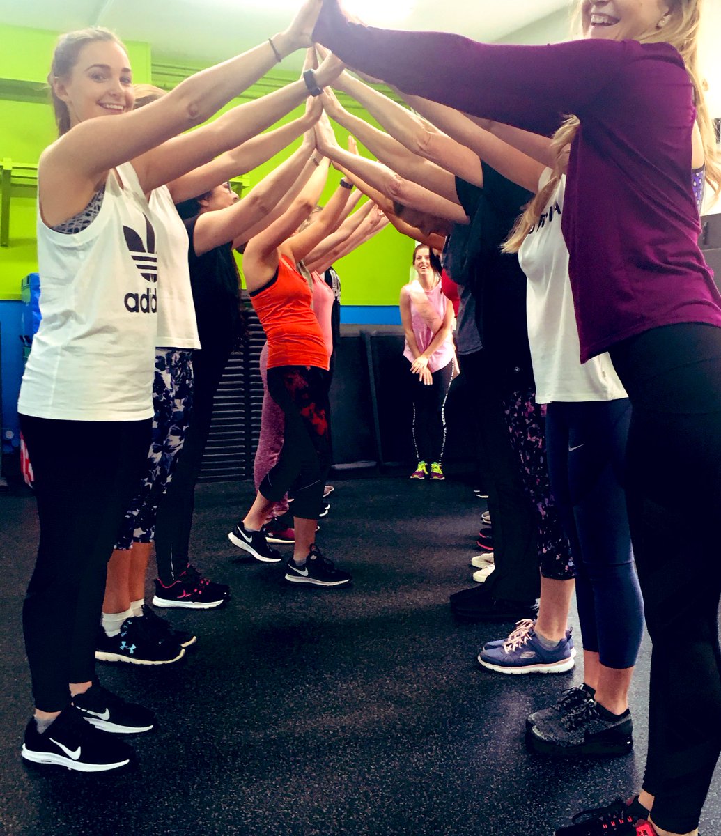 SuziTcc's tweet photo. A bit of Saturday #dirtydancing in #York with Heather and her #hens @CheerleadingCo https://t.co/tuaDfnK6nz