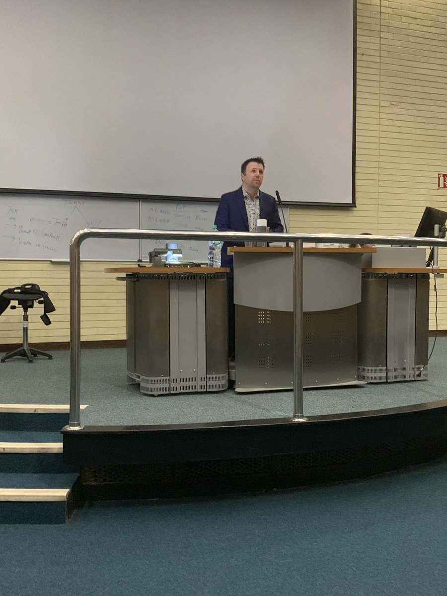 Closing off the congress in style with <a href="/Hoppsychology/">Ian O'Grady</a> #PsychCon2019