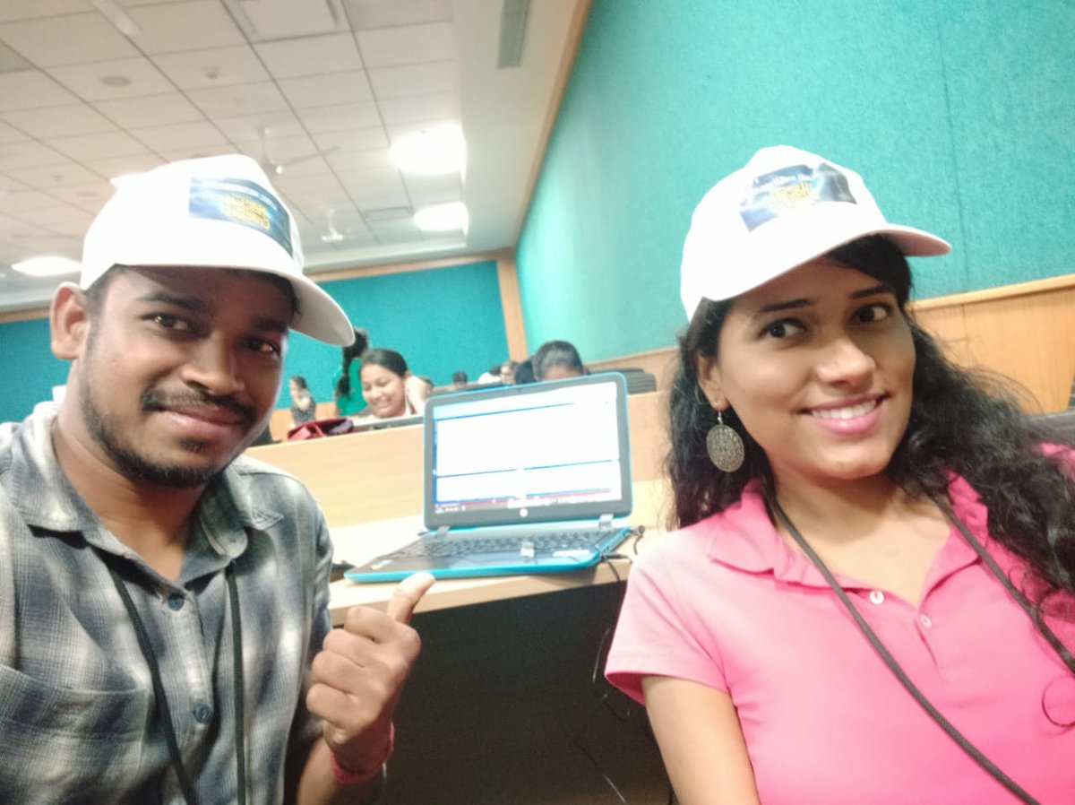 pallavipriya_'s tweet photo. You hack it you crack it.. First ever experience of Hackathon.. It was fun hacking.. #InfyHackathon #infyhackathon2k19 #infydiaries #infosyshydsez #infosysevents @LifeAtInfy https://t.co/8wxzCv4FCA