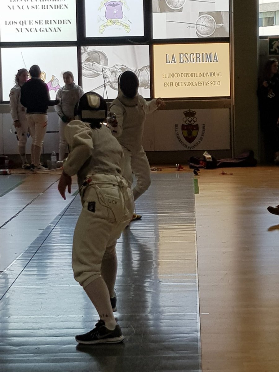 safd_ucv's tweet photo. #CEU_ESGRIMA Eva Pavo pasa a las directas u se enfrentará a Debora Robles en octavos de final https://t.co/8V33ZBlntd