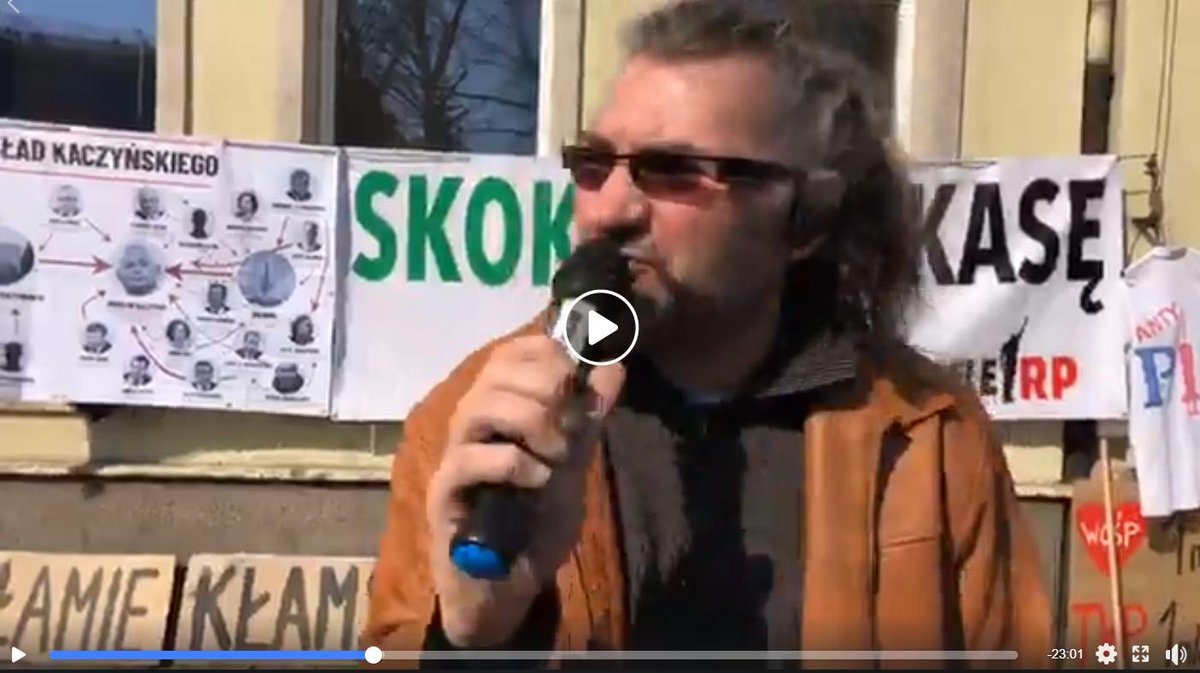 KOD_VIDEO's tweet photo. #Gdańsk
6 kwietnia 2019 r.
W każdą sobotę spotykamy się pod biurami #PiS, aby pokazywać i piętnować i niegodziwości partii rządzącej.
#Aferzyści
#PychaiSzmal
#SrebrneWieże
Relacja: Rafalak Sława
#VideoKOD => https://t.co/5BmbvfDEOr https://t.co/Q3ZLiBIcpn