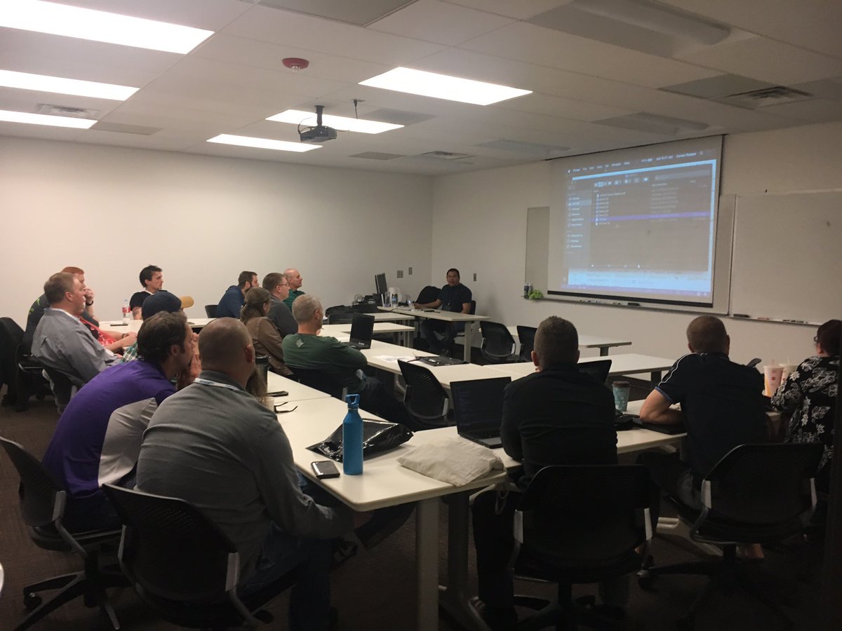 SpringsSQL's tweet image. @dbamastery Carlos presenting about Containers.  Thanks! #sqlsatcos #sqlsat830 #springssql