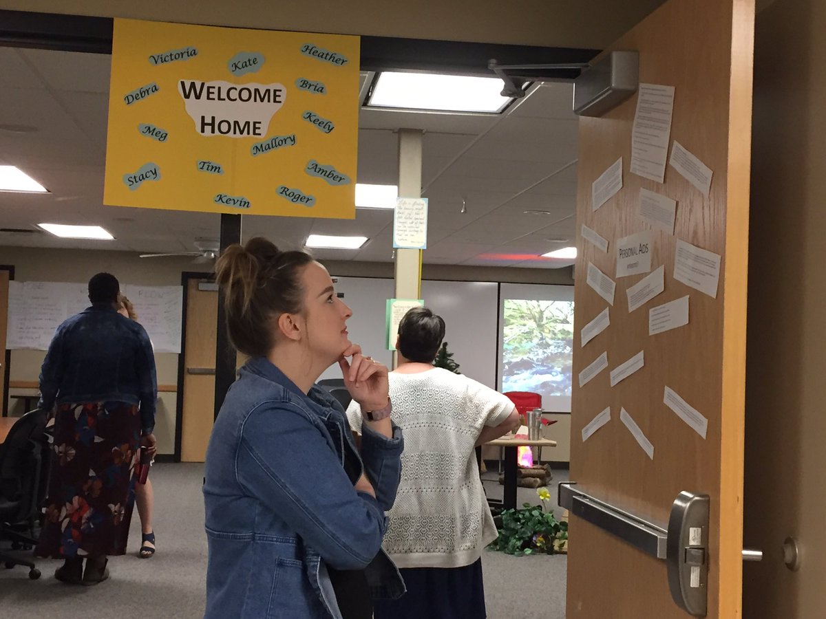 FHWP's tweet photo. Welcome home, 2018-19 #FHWP fellows! Today is a day of Reflection and Inquiry, a day to discuss what weβve learned about ourselves and our teaching. Thank you for a fantastic year-round #ILI soon-to-be #NWP Teacher-Consultants.
@writingproject
@hcaswell @rcaswell @iCoachKate https://t.co/IWuie9eeIi