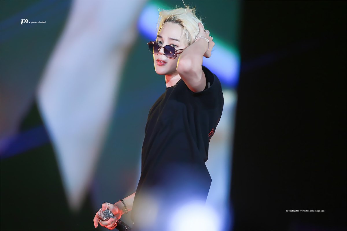 piecesofmind_jm's tweet photo. #JIMIN #지민 @BTS_twt 190406 https://t.co/iKfx5tpVZT