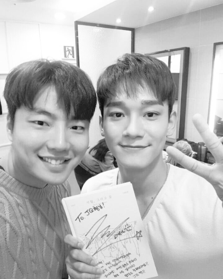 xoecmn's tweet photo.
🦖 ;; 4월 5일
⏝ ⇘
#ChenUpdate
Birlikte işbirliği yapmak çok eğlenceliydi~!! Nisan geçse de biz ayrılmayalım! 👍 https://t.co/i938Iu14r9
