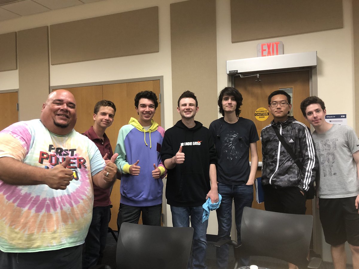 deanmorell's tweet image. Congrats to @GulliverSchools’ #GPCompSci Ss who placed 3rd at the @FIUSCIS #ComputerProgramming competition! Great event! #CSForAll #computationalthinking #gslearning @marioerasom @UltimateHCM