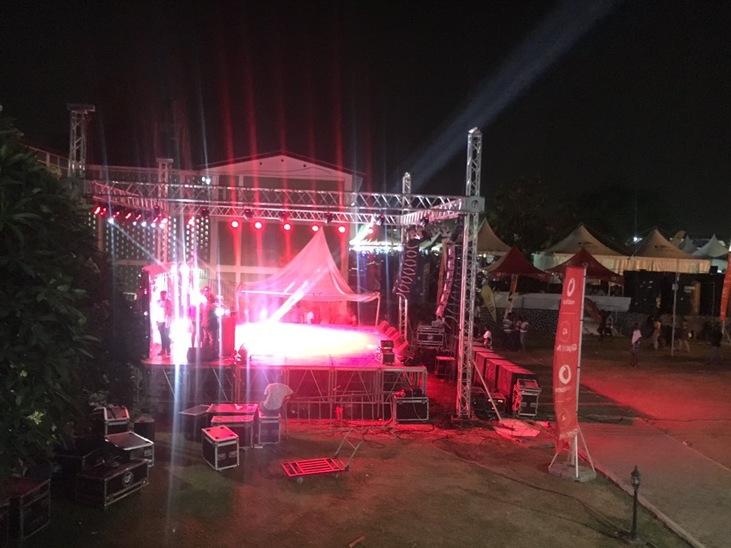 TekLiveTV's tweet photo. Repu Hall week.... up next ARTISTS NIGHT #RepuHallweek19 https://t.co/hXDczZ7kbT