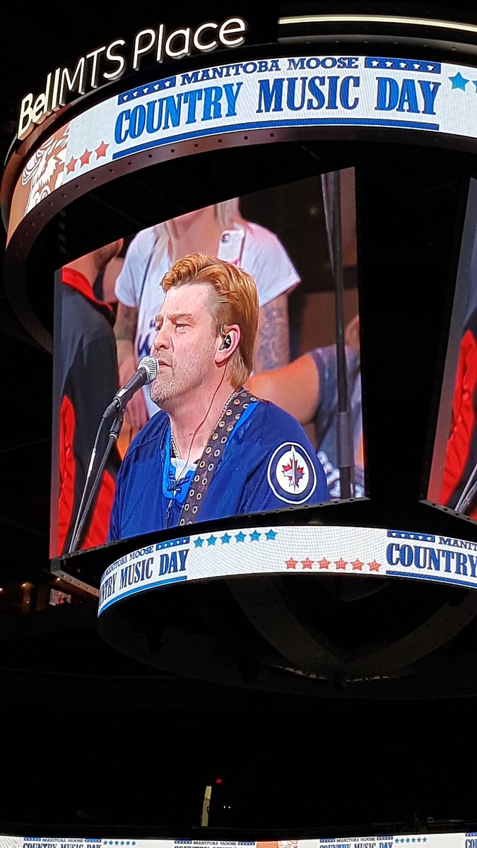 4HManitoba's tweet photo. Thank you for the shout out #docwalker at the @ManitobaMoose game. #4hmb https://t.co/k71qEOhfgY
