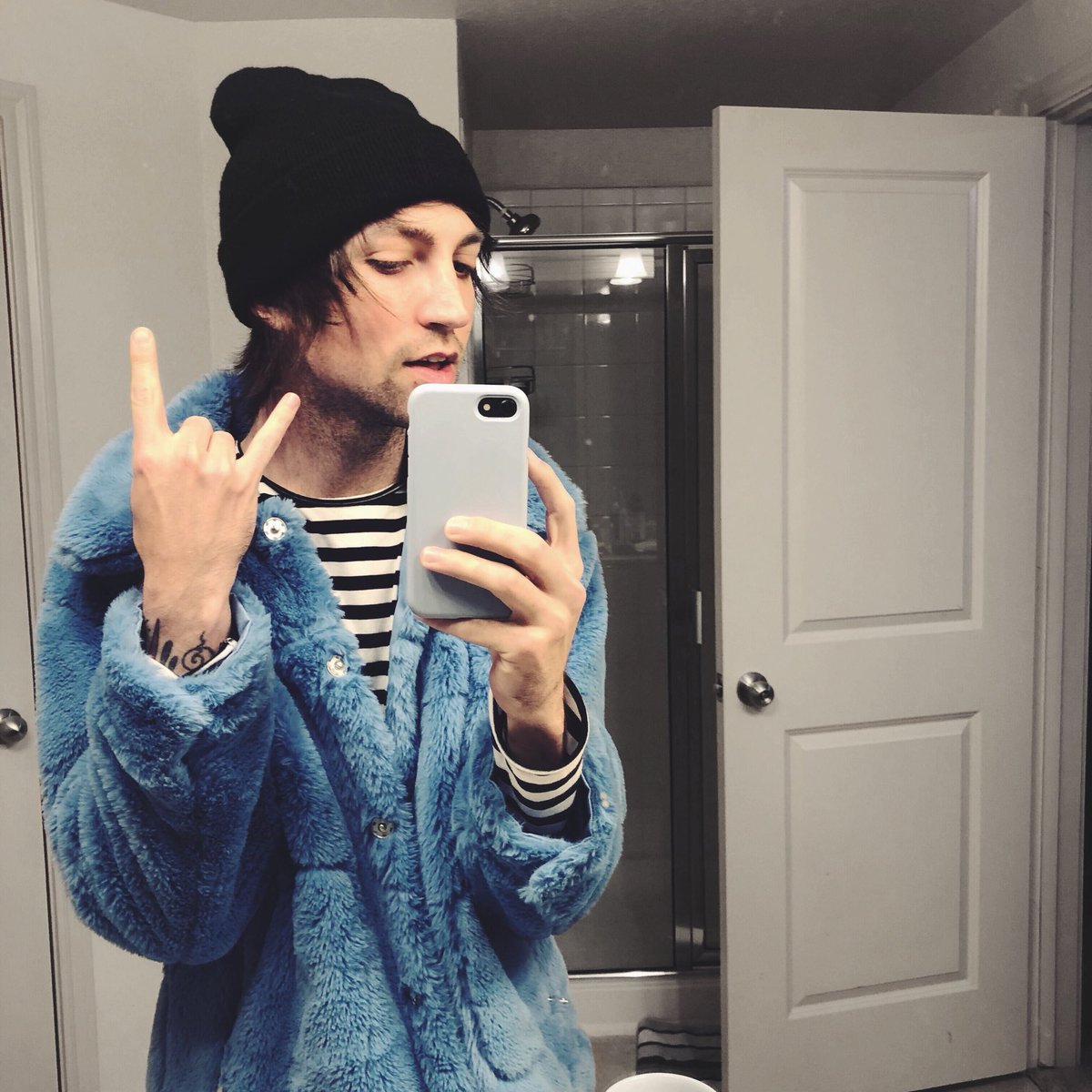 Yeah this jacket is mine now sorry <a href="/thegothicsprite/">thegothicsprite</a>