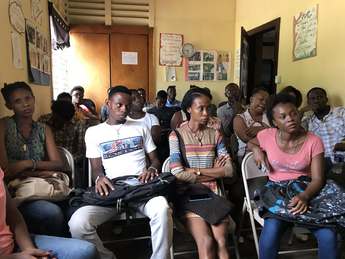 activehaiti's tweet photo. Anpil jèn lidè nan kominote nou an ap pare yo pou gwo jounen @GoodDeedsDayHT ki ap gen demen an. Anpil aktè enplike nan mouvman sansibilizasyon sa pou fè yon bòn aksyon nan diferan zòn tankou Ilavwa, Kwadèdèkè, Bwa Vèna epi Chanmàs. https://t.co/d0dsiPvwAG