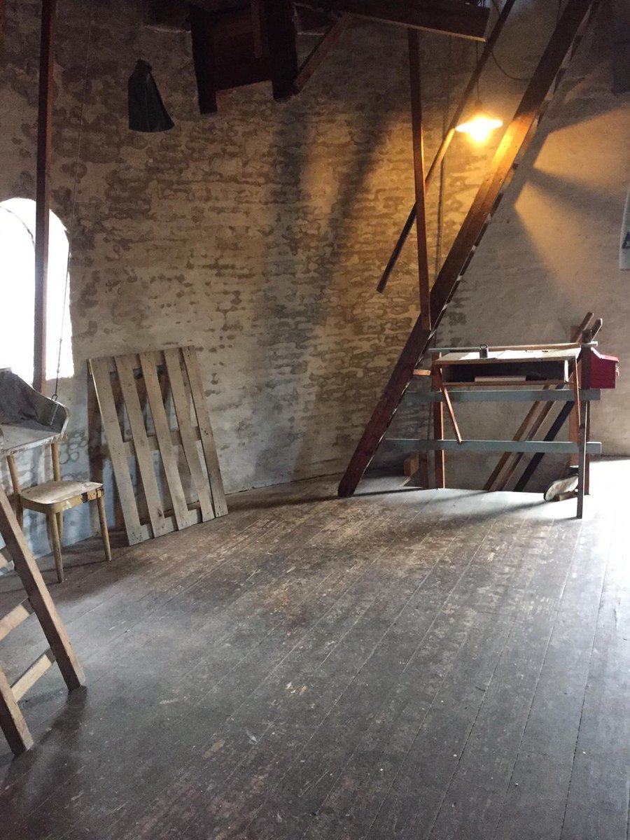 Van 30 mei t/m 2 juni #exposeren Meau Verweij en Christien Loen met #installaties in #molen #Prins van #oranje in #Buren. #kunst #expositie #historisch #installatie @BurenStad #wandeling #rondleiding #bijzonder
