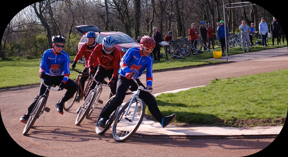CraigHardie's tweet photo. Back on it tomorrow with @CycleFife at the #fastbowl home of the Revolutions, Fife play host to Hull CSC with tapes up at 12pm.
@FifeCouncil @ActiveFife
@sportscotland @dunfermlinep @ScottishCycling #cyclespeedway #cycling #monthefife 📷 @JimPaynePics https://t.co/vuF6wkFKwQ
