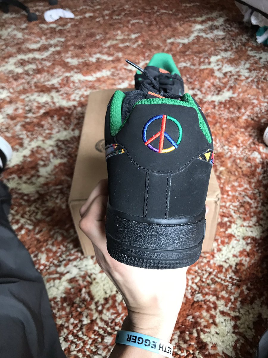 Schueplug's tweet photo. AF1 ‘Urban Jungle Gym’ Sz 10.5. No box. $90 shipped. PLZ RT 🙏🏼 https://t.co/4BD8WIswM9