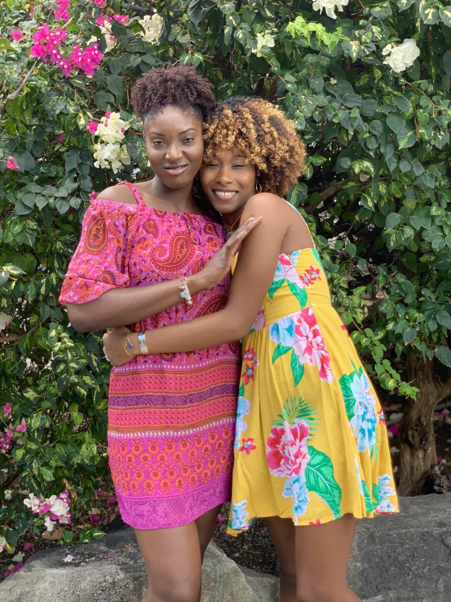 ne_me_juger's tweet photo. These pics truly define our relationship...🤮🥰 #AlwaysSmotheringMeWithLove #ICannotDeal #IJustAcceptIt https://t.co/WeXBmSYOzZ