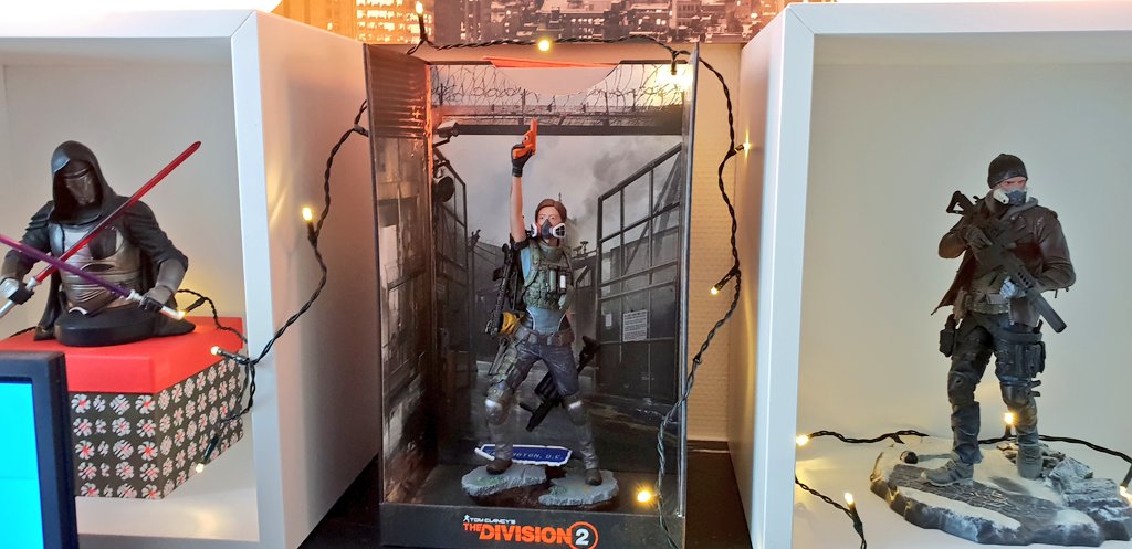 Agent_Mab's tweet photo. The apartment is slowly starting to look like a decent place to live. There's still work to keep us busy tomorrow, but this made us very happy. I'll add a few background things for TD1 agent later. https://t.co/9wDeWftYJL