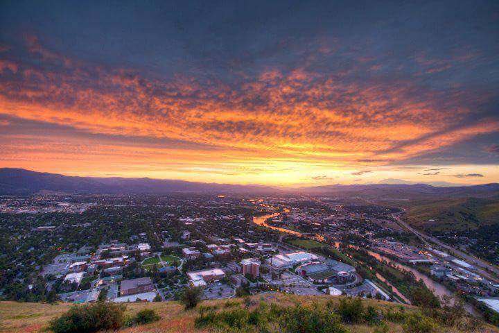 CollegeDemsMT's tweet image. Well it’s 4/06, so that means it’s #406Day! It is a privilege to be able to call Montana home. #MountainsAndMinds #LightAndTruth