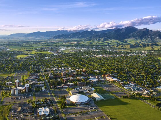 CollegeDemsMT's tweet image. Well it’s 4/06, so that means it’s #406Day! It is a privilege to be able to call Montana home. #MountainsAndMinds #LightAndTruth