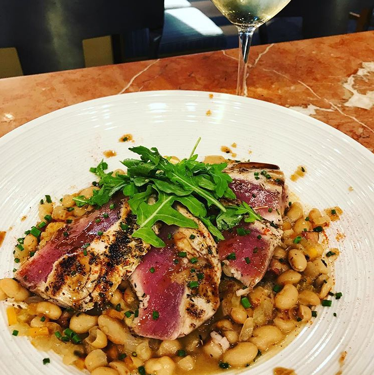 msperkspass's tweet photo. Whether it's the new Vegan menu, or the wine list - a dining experience at Bravo! is meant for exploration! 
What's your classic menu item or new find at @BravoBuzz? 
#msperkspass #bravobuzz #eatjxn @eatjxn https://t.co/nnW6YJM8iV