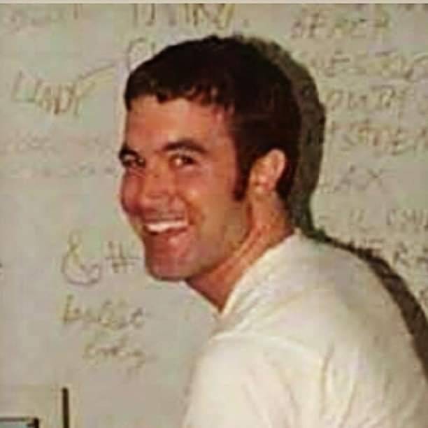 y'all remember Myspace? How many of y'all was Tom's friend🤔🖐. I miss having a  top five😥
