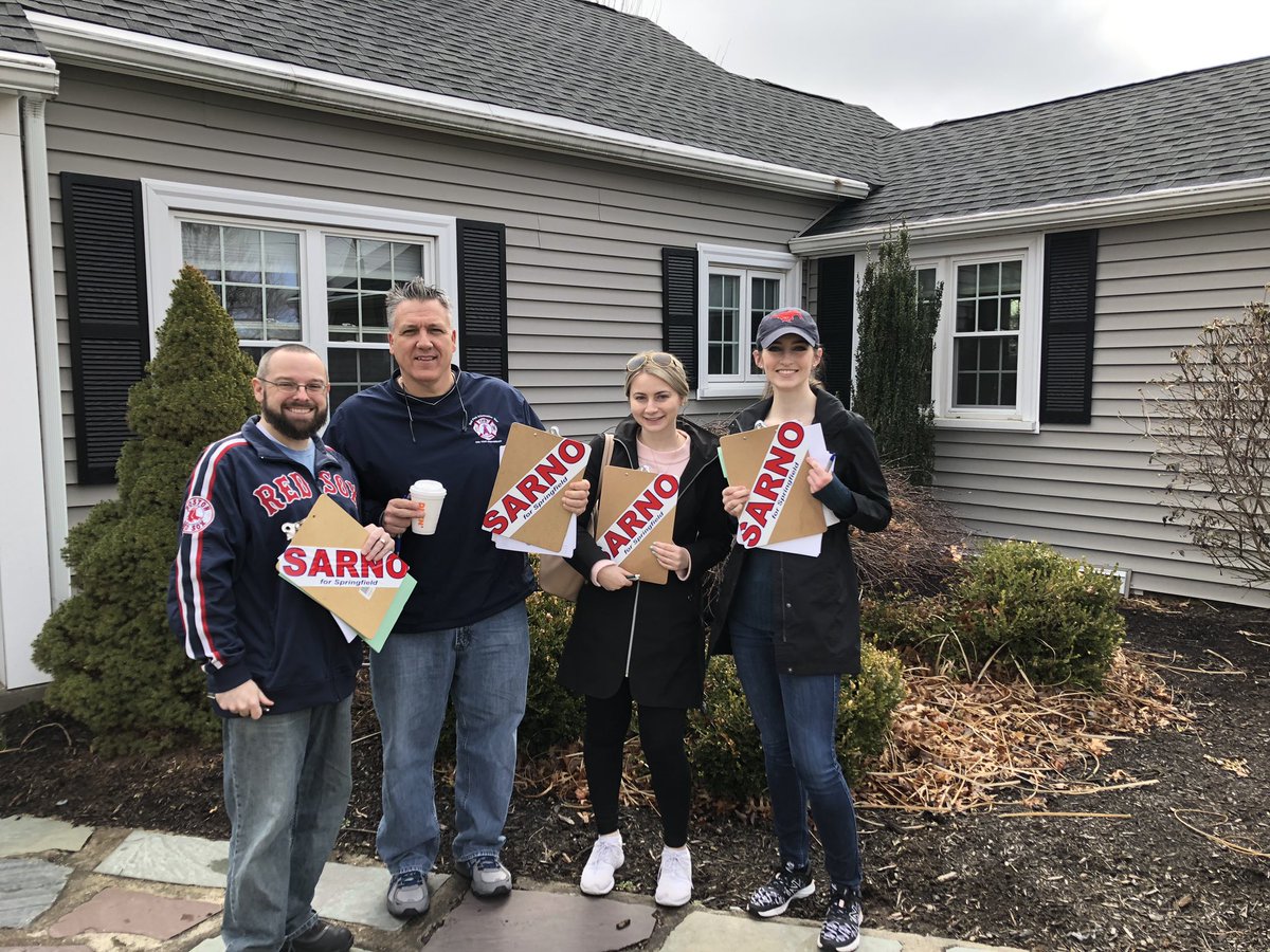 SarnoForMayor's tweet photo. Out for signatures in Ward 7! #SarnoForMayor #SpringfieldMA https://t.co/WJ6Kf63icK