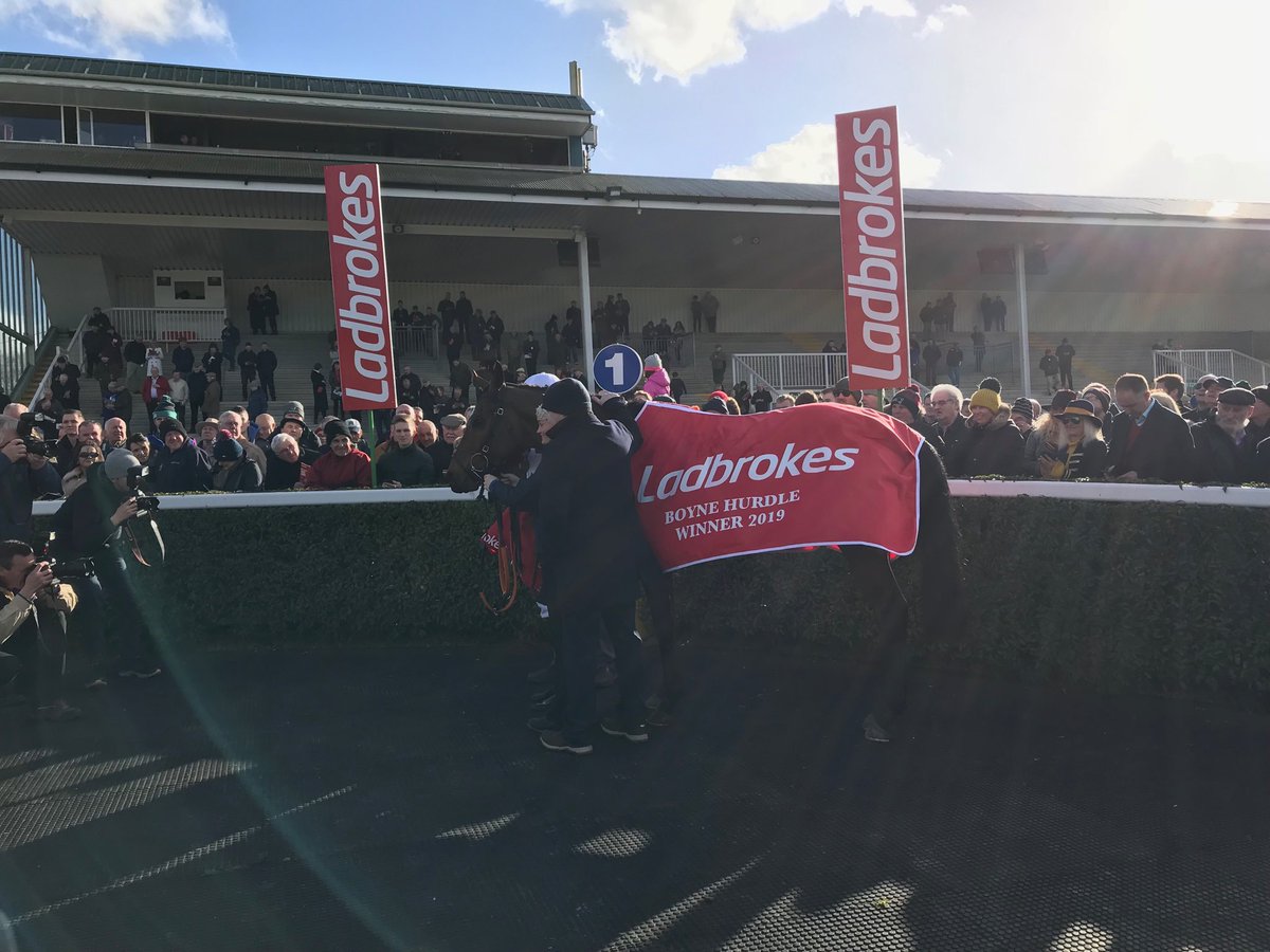 racedisplay's tweet image. From ⁦@Ladbrokes⁩ Boyne hurdle winner ⁦@NavanRacecourse⁩ to ⁦@AintreeRaces⁩ grand national winner #tiger roll ⁦@gelliott_racing⁩ ⁦@_Davy_Russel_⁩