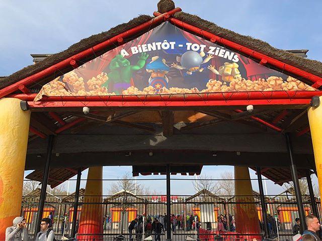 WalibiBand's tweet photo. Tot ziens - Á bientôt #walibibelgium #walibiband #live #karmaworld https://t.co/sq2Q2t3fX1