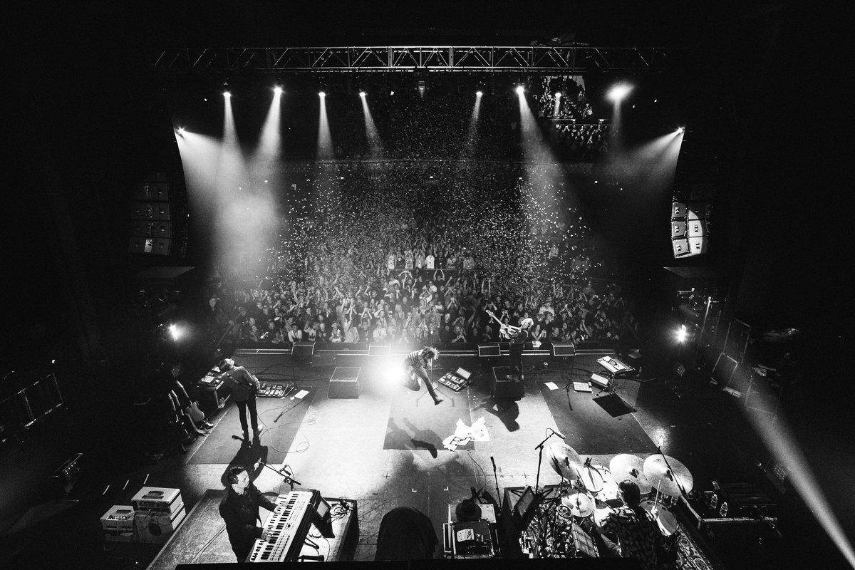 Switchfoot tweet media