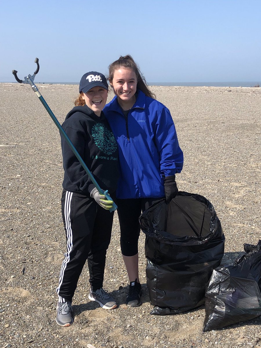 MHS_GreenTeam's tweet photo. Another successful beach cleanup this morning! Thank you to everyone who came out and made Mentor a little greener! https://t.co/jDfV1cFwuF
