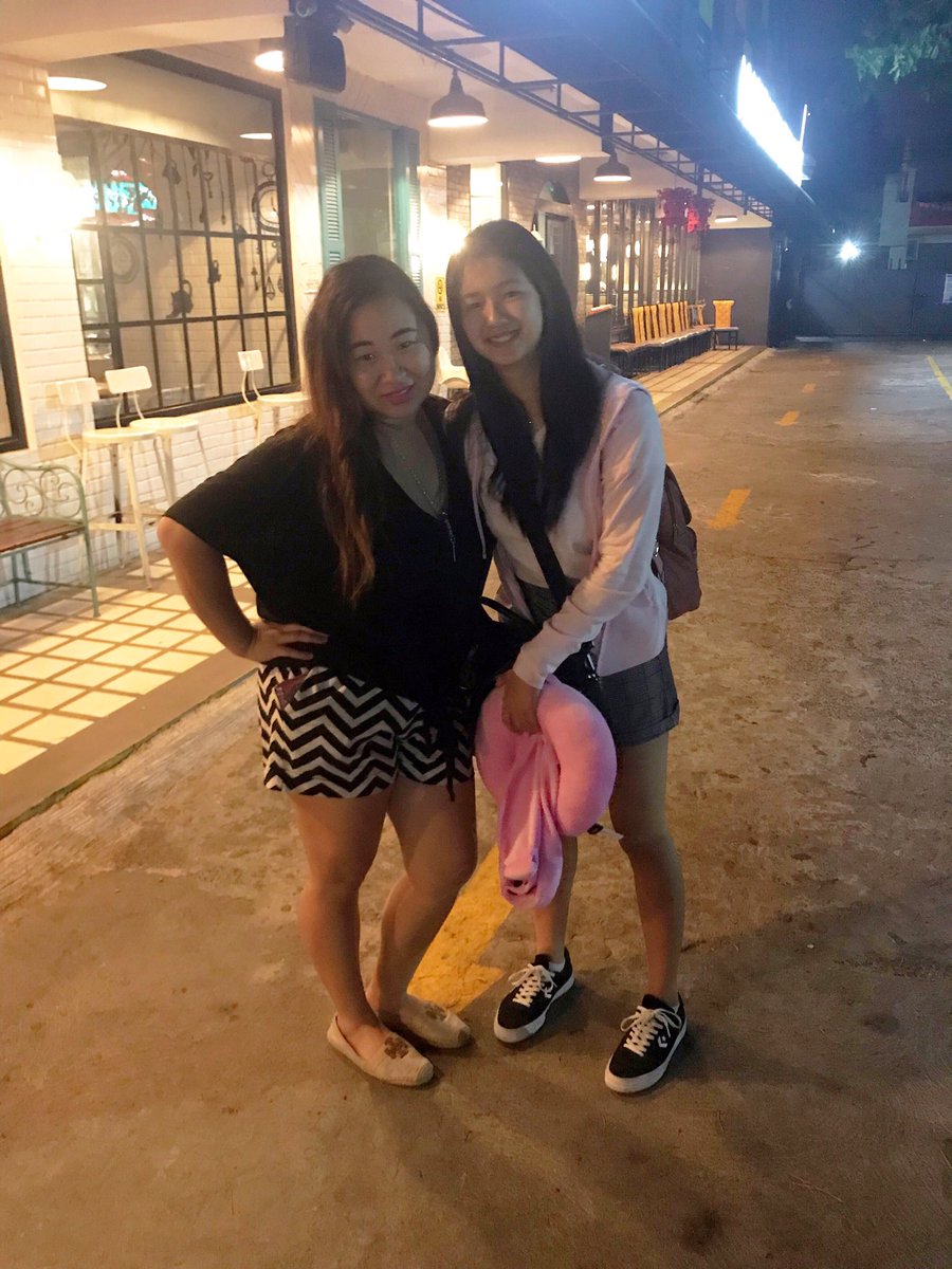 Z2billions's tweet photo. With my twinny @kaori_oinuma 👭! Choss lang 🙈🙈😁😊 https://t.co/5nC9UgNaP1