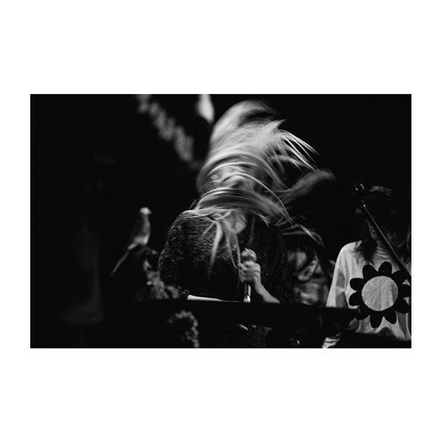 nadiadavoli's tweet photo. Kero Kero Bonito / Sala Rossa
•
• shot for @exclaimdotca •
•
#kerokerobonito #montreal #salarossa #mpourmtl2018 #mformtl #concertphotography #bw #igersmtl #vsco https://t.co/Ue7c6rwWaK https://t.co/IjeuVUrAtk