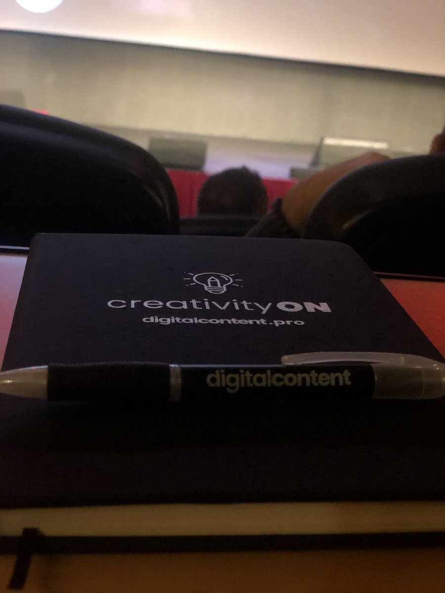 salmorejodgt's tweet photo. Oye @DigitalContentP que no os hemos dicho nada. 

🎁¡Muchas gracias por los regalitos! 

Estamos apuntando todas nuestras ideas 🤗

#PROMarketingDAY https://t.co/dclytxA0vP