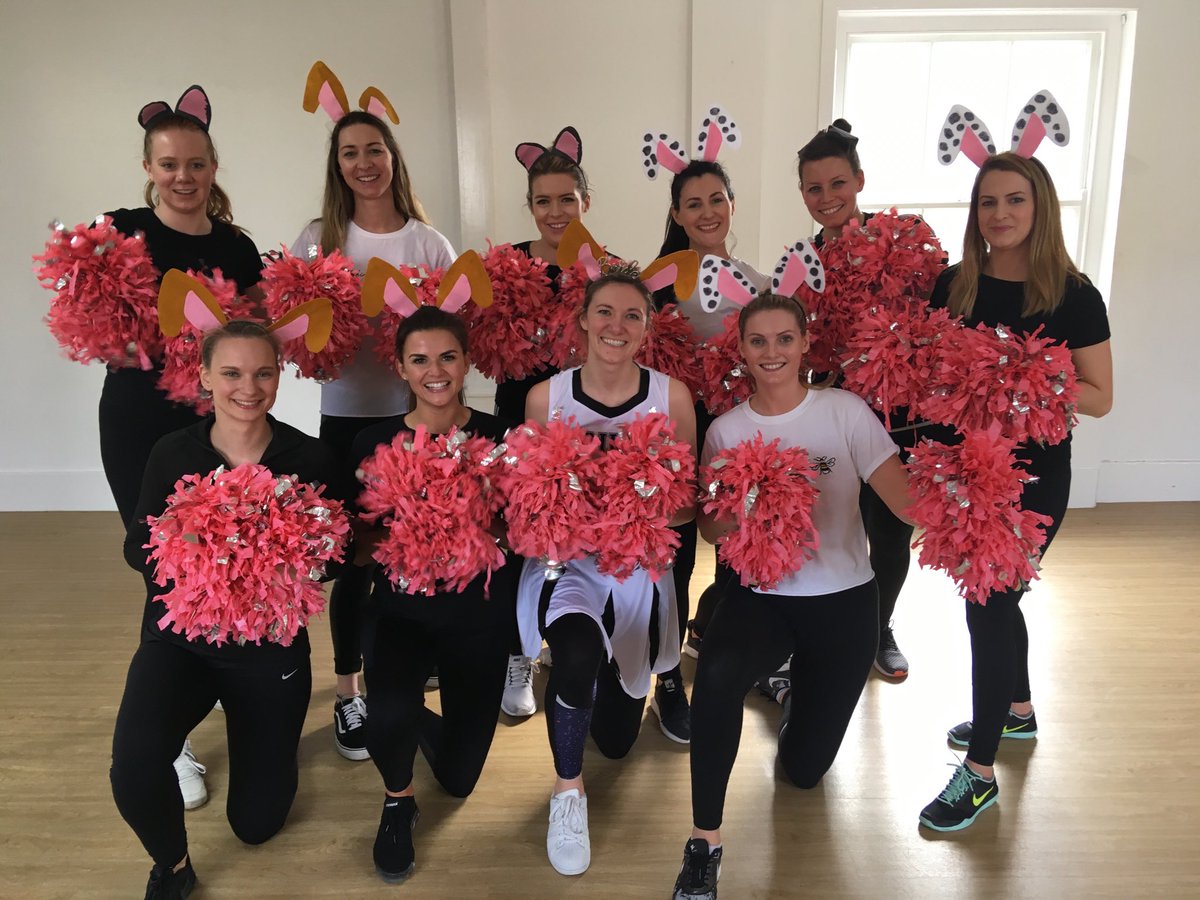 MollyCheerCo tweet media