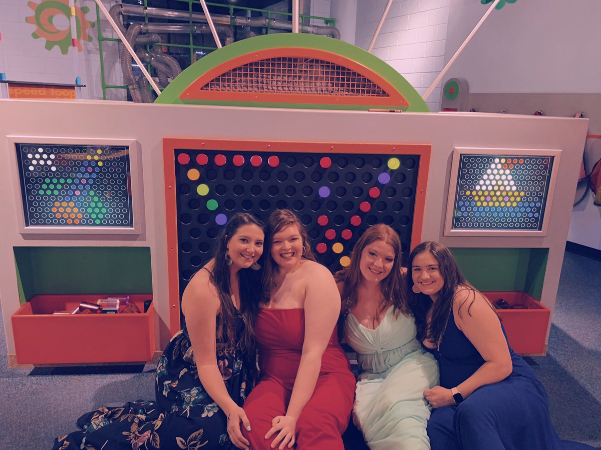 Last night, we had an amazing formal✨