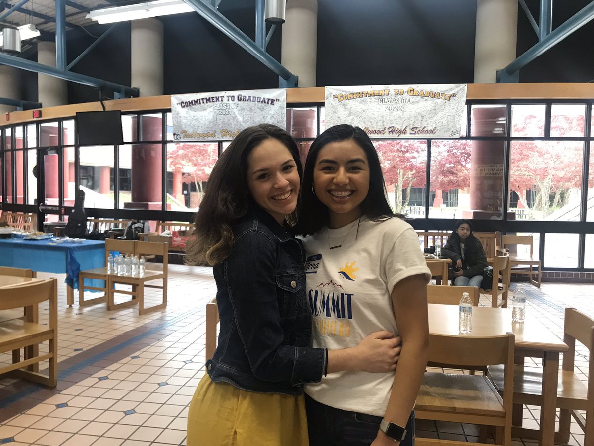 GSWLA_THS's tweet photo. Congrats to Elena and Destehny for senior projects well done! #seniorprojectsaturday #LionsAmazing https://t.co/2NhDIshZfO