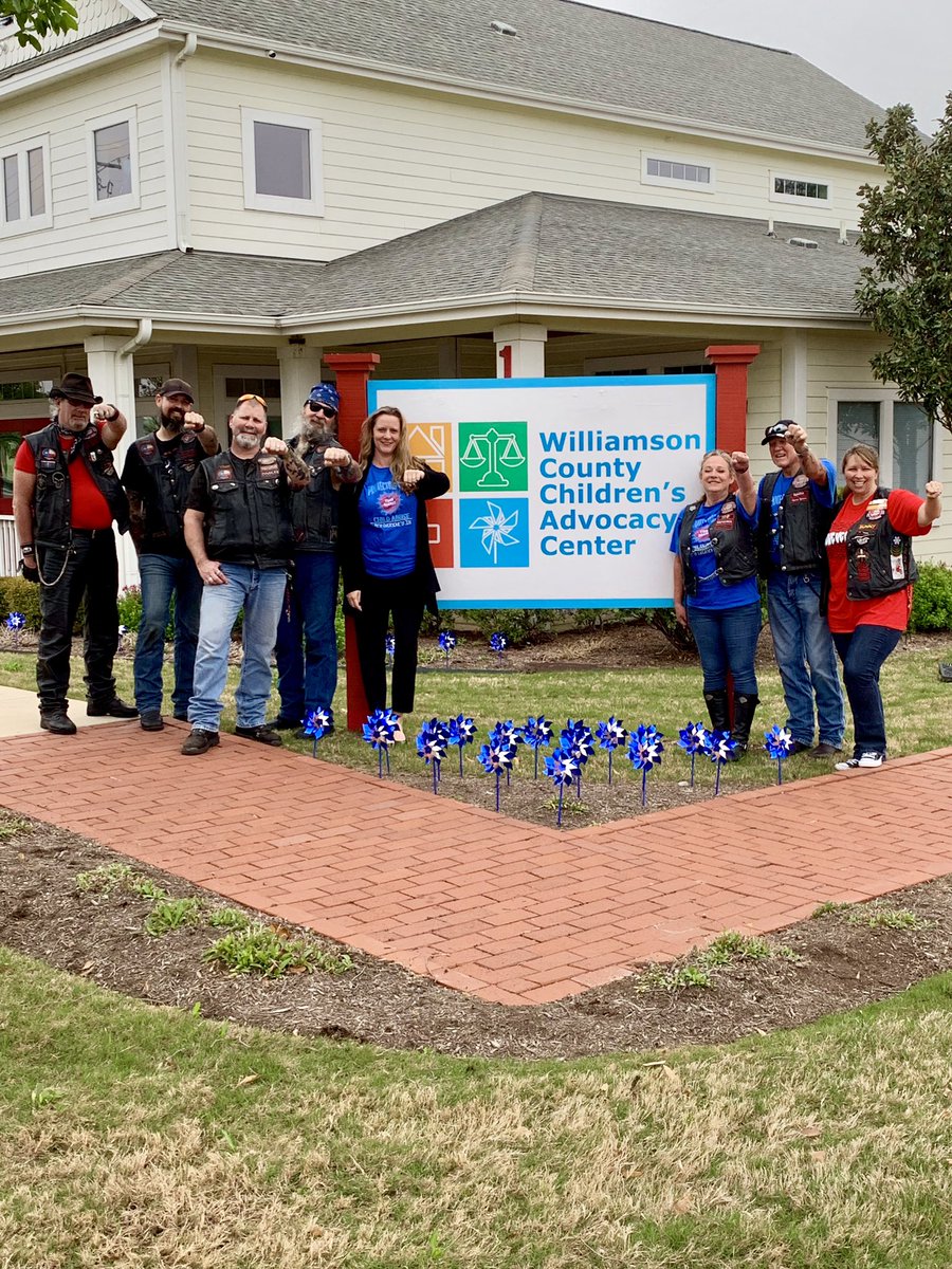Yesterday we put out over 800 blue pinwheels in front of our center. Each pinwheel represents one child who walked through our doors in 2018. Huge thanks to Charlie, our wonderful staff, and our amazing B.A.C.A. friends!

#goblue4wilco #standagainstchildabuse #protectourfuture 💙