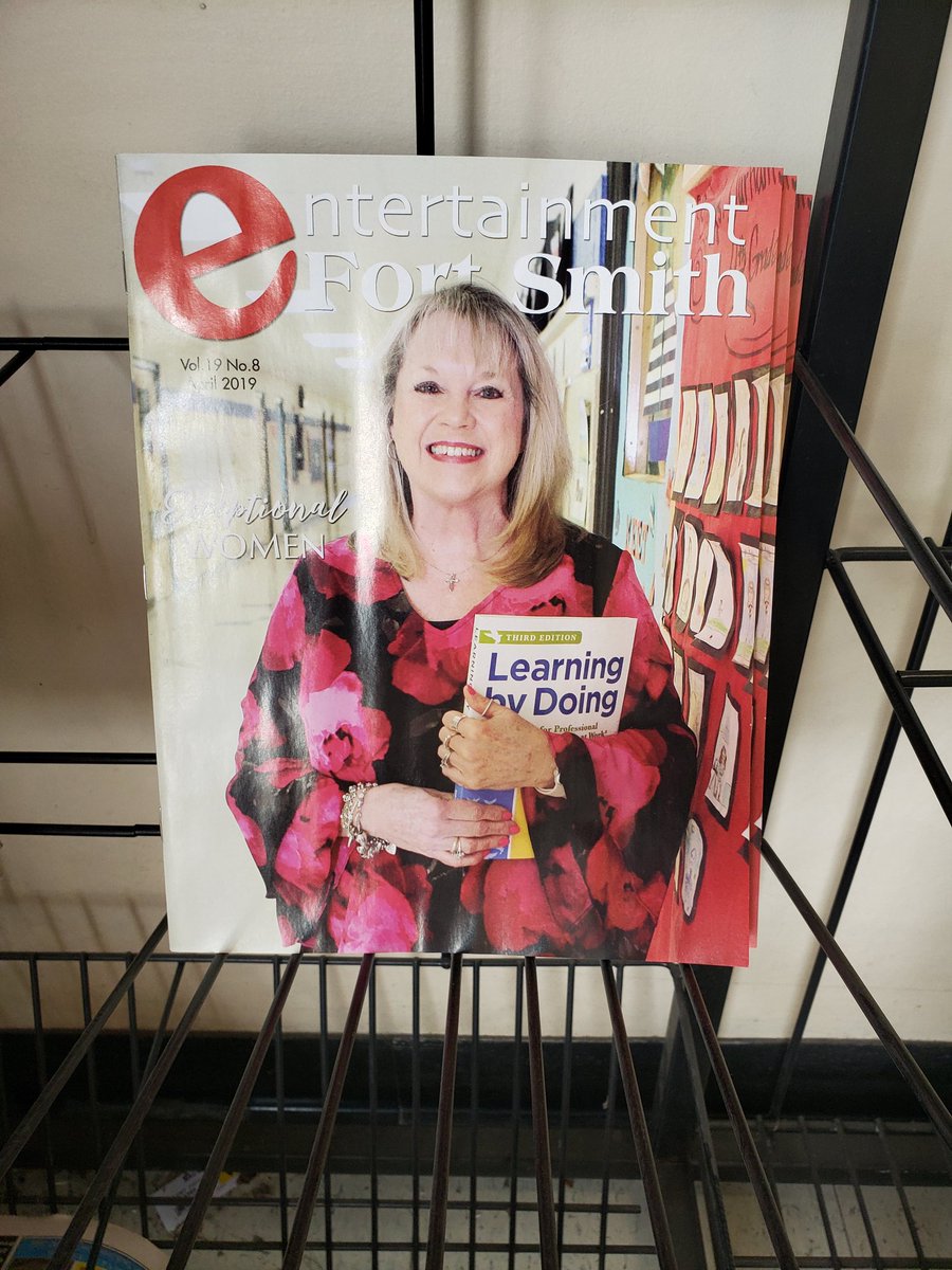 DougBrubaker's tweet photo. I'm honored to work with Fairview Elementary Principal Peggy Walter @pwalter58 and so many other great leaders in @FSSchools! @fspsfairview #fortsmithproud Check out the article in Entertainment Fort Smith! https://t.co/QvbfLnxPAl