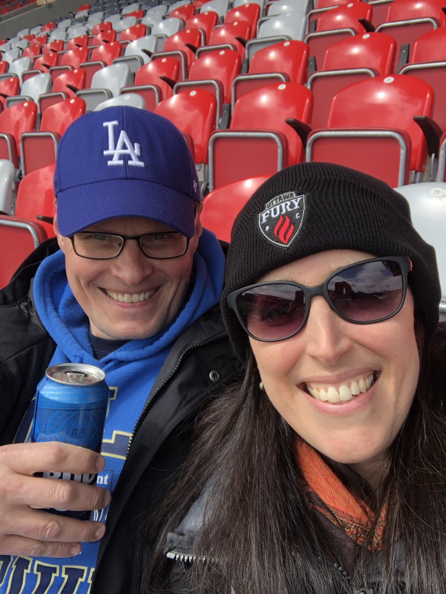 Ready for a great game. #allconnected