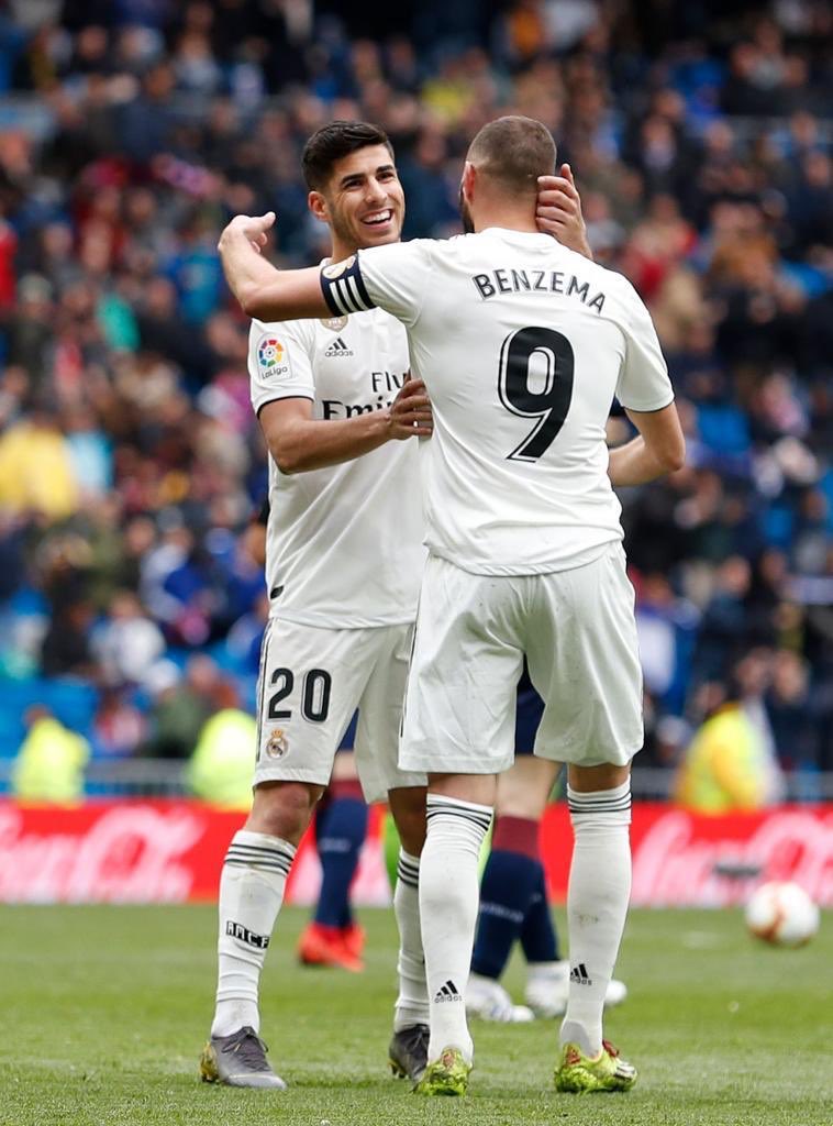 marcoasensio10's tweet image. Buena reacción del equipo. Feliz por la victoria. / Good team reaction. Happy for the victory. #HalaMadrid