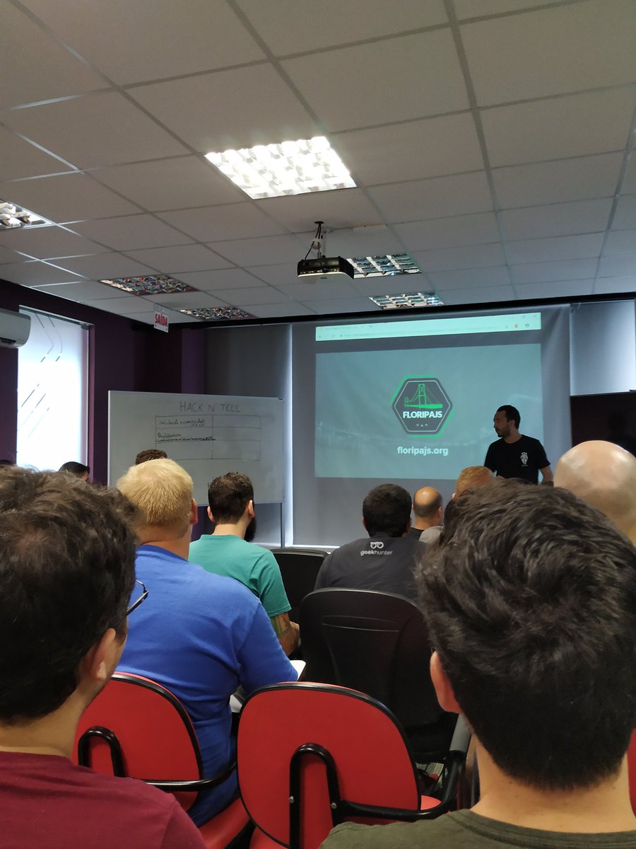kleber_swf's tweet photo. 5 years of @FloripaJS #meetup 🎉 https://t.co/XHjFz9cf9z