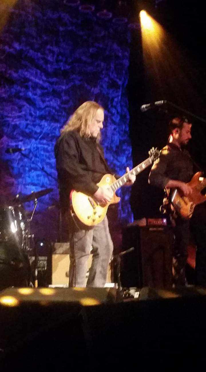 Happy Birthday to my favorite musician Mr Warren Haynes 