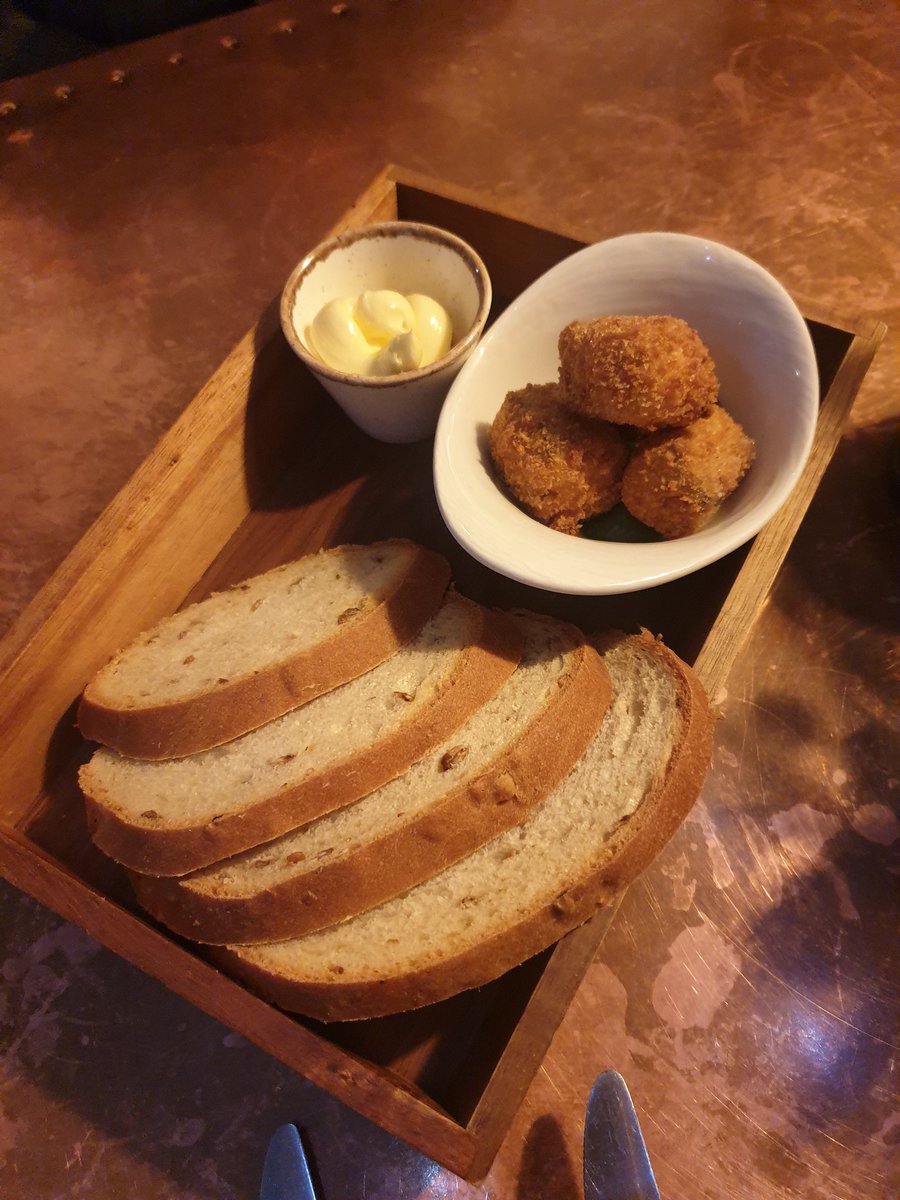 Sarah Thorpe tweet media