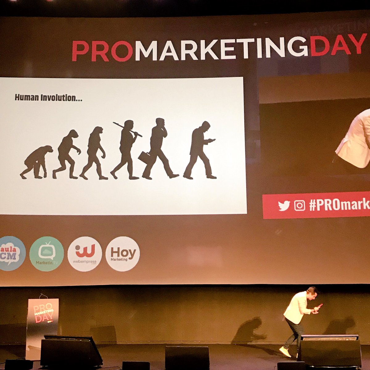 mayragand's tweet photo. Realidad 😱🤯 #PROmanrketingDAY 
@daniel_marote 
@aulaCM https://t.co/RUz32xznlS