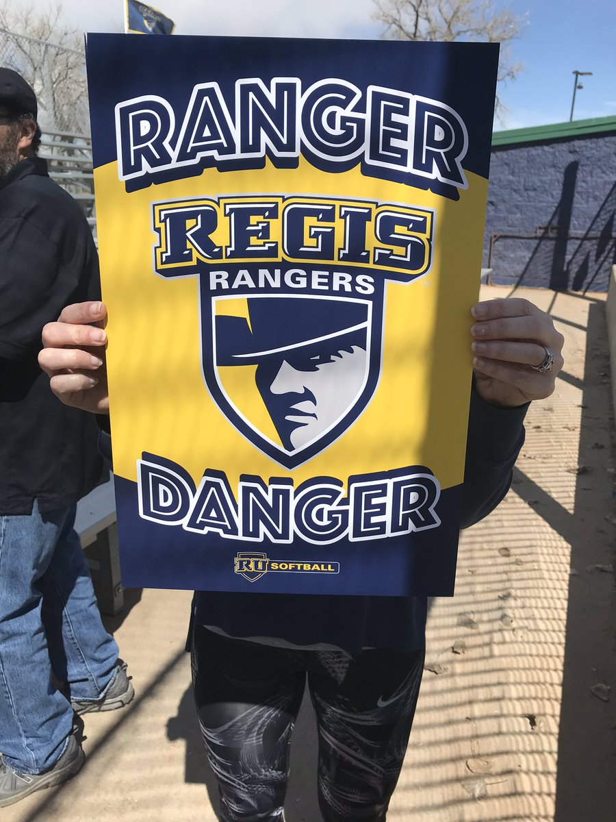RegisSoftball's tweet photo. The fans are prepared for the games today. #RangerUp https://t.co/W37x7FWLir