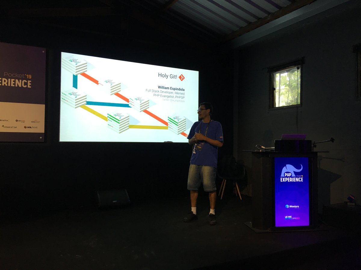 marcelgsantos's tweet image. O @w_espindola apresentando a sua palestra &apos;Holy Git!&apos; no #PhpExperience no @iMasters. São dicas excelentes sobre rebase, stash, cherry pick, boas práticas entre outras. #php #phpsp #phpx2019