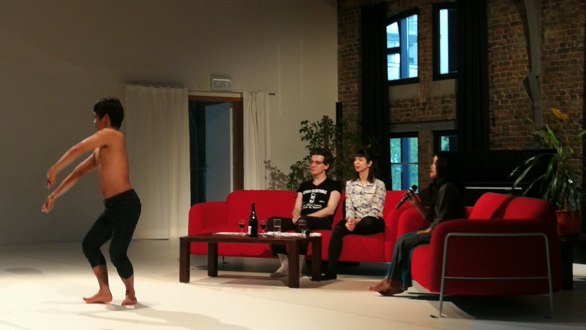 AerowavesEurope's tweet image. Rianto at #SpringbackLive now 
@ka_bradley is really into #lengger #traditionaldance from Java:)
@AkramKhanLive