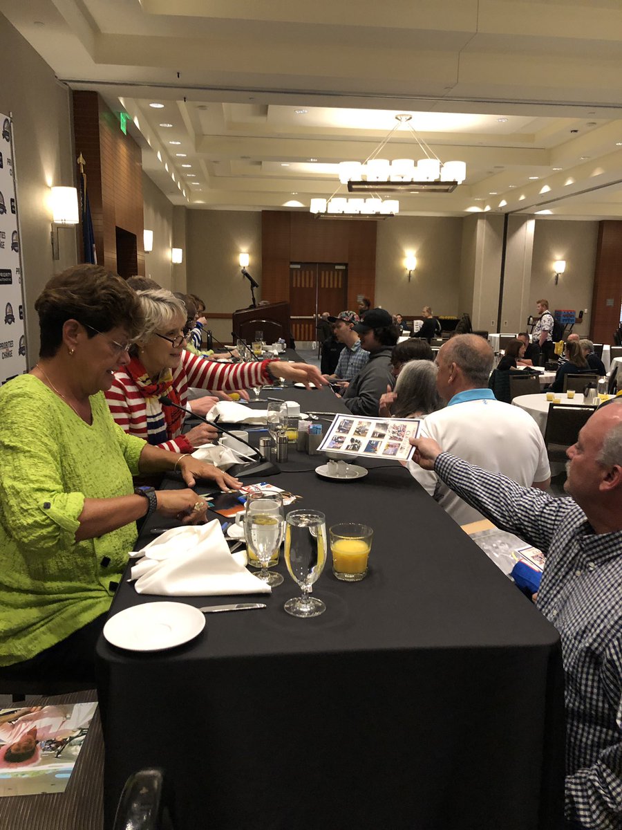 VaSportsHoF's tweet photo. #BreakfastWithChampions was a great success this morning as #2019InductionWeekend rolls on! One event left, tonight’s Induction Ceremony. It’s been a wonderful celebration so far, and it’s amazing to see the reaction to this year’s class of inductees! https://t.co/eKPB8fsDVx