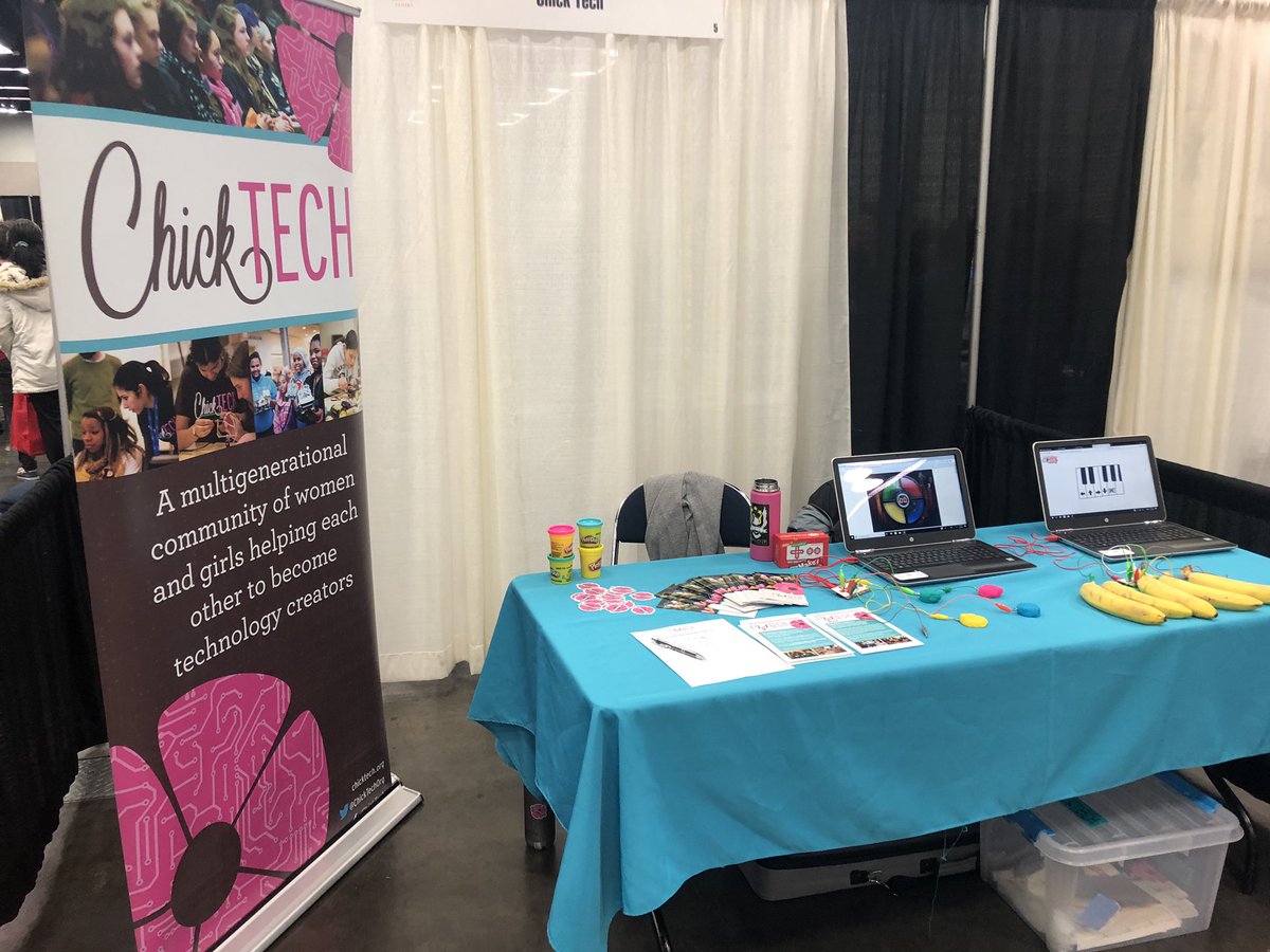 Having fun with <a href="/makeymakey/">Makey Makey</a> at <a href="/AbbysClosetPDX/">Abby's Closet</a> today!
