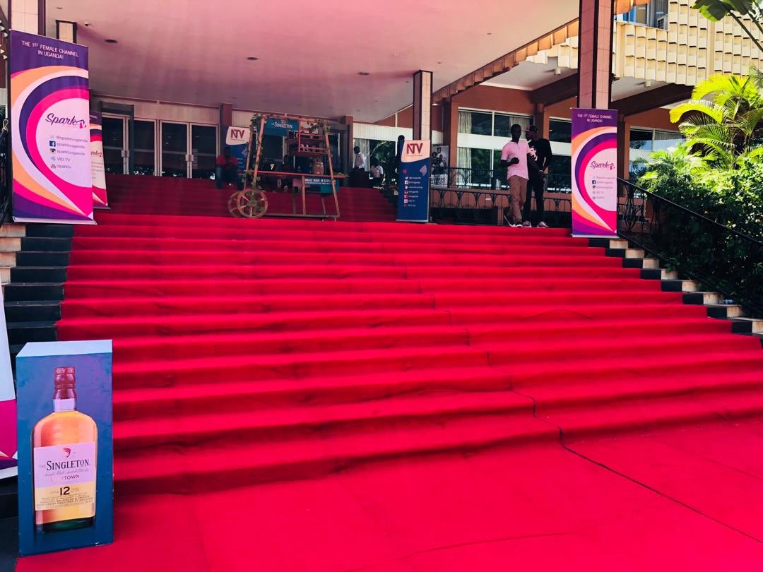 IvanzAutoParts's tweet photo. We provided red carpets for the #AWILOLIVEINKLA concert https://t.co/jD6eDK9FDO