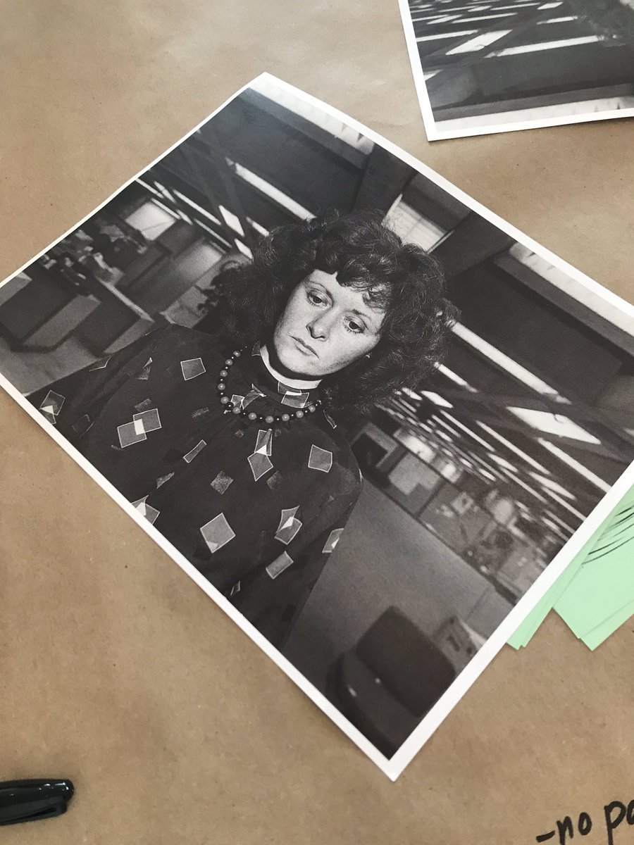 allieseiling's tweet photo. After looking at the picture and discussing what we noticed, we grappled with the question ... how do computers affect your own work? #ItsWorthIt #ItsWorthThinking #teach4creativity https://t.co/W1Mx1y9Z9X